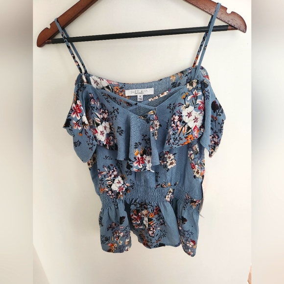 NWT sweet rain blue floral open shoulder top with straps and off shoulder sleeve - Picture 2 of 5